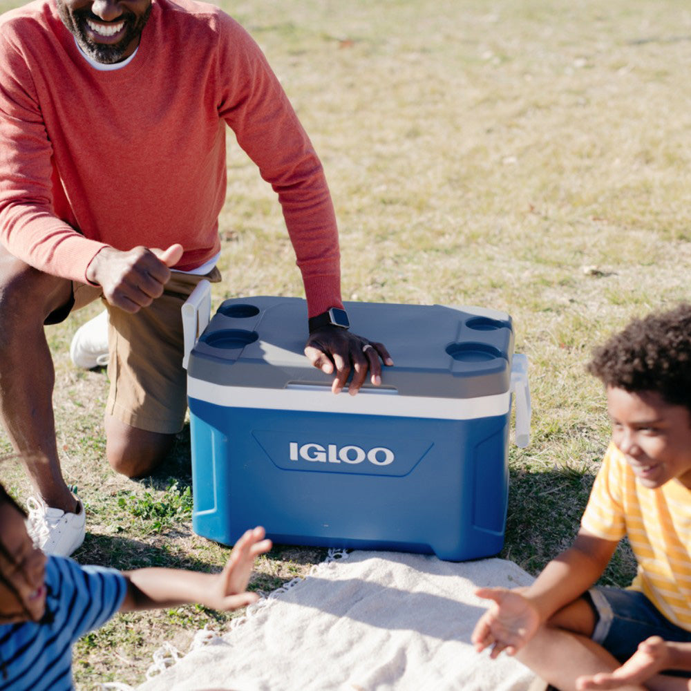 Nevera portátil 49 litros IGLOO LATITUDE 52 Azul