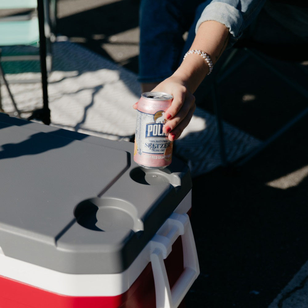 Nevera portátil 49 litros IGLOO LATITUDE 52 Roja